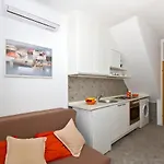 Apartment A2 - Location In Center With The Sea View